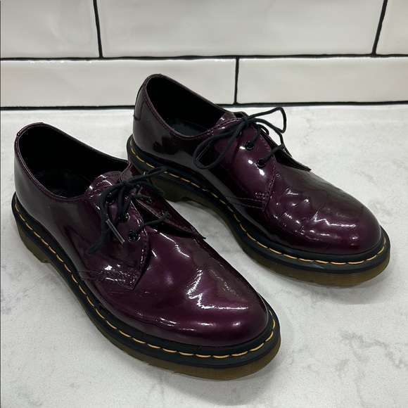 Dr. Martens Vegan 1461 Oxford Shoes Black Rich Purple Patent 8 - Picture 4 of 14